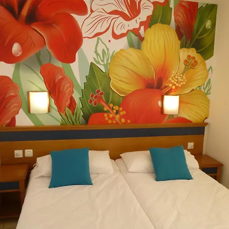 Daire Palm Garden With Sea Views To The Beach, Pools *