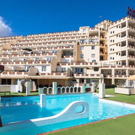 Daire Palm Garden With Sea Views To The Beach, Pools *