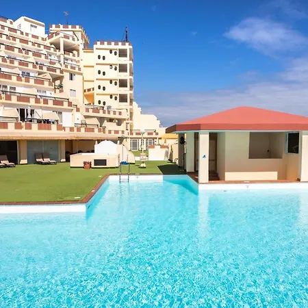 Palm Garden With Sea Views To The Beach, Pools Apartment